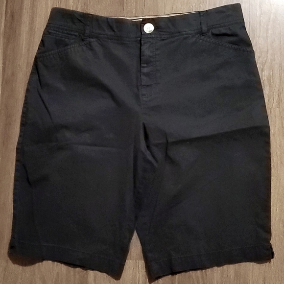 Christopher & Banks Pants - Christopher & Banks Signature Comfort Women's Black Shorts - Size 12